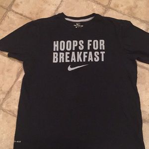 Nike Hoops for Breakfast men’s shirt size Large